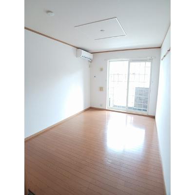 ル・モンド・ビジュー 105【管理NO：1-010864201-01050】 ★家具家電は申し込み後に搬入します 2026年07月下旬入居可能の物件写真2