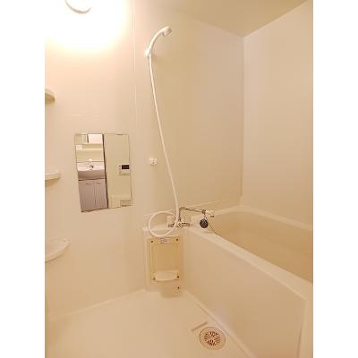 カサブランカ 101【管理NO：1-010667401-01010】 ★家具家電は申し込み後に搬入しますの物件写真4