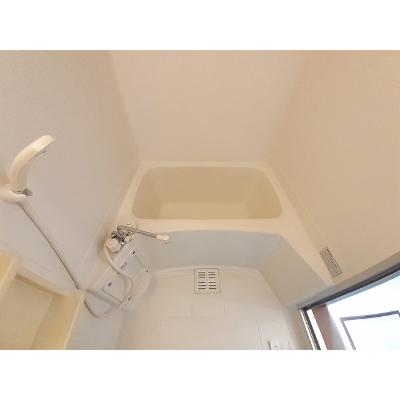 メゾンファミ－リエ 101【管理NO：1-007533101-01010】 ★家具家電は申し込み後に搬入しますの物件写真4