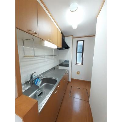 ホワイト　ピジョン 101【管理NO：1-011660201-01010】 2026年06月下旬入居可能の物件写真3
