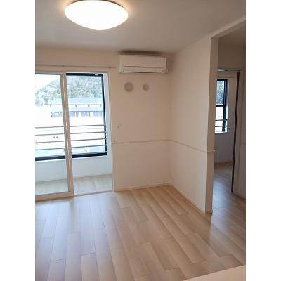 アンソレイエ高浜Ⅰ 203【管理NO：1-027633701-02030】 ★家具家電は申し込み後に搬入します 2026年08月中旬入居可能の物件写真2