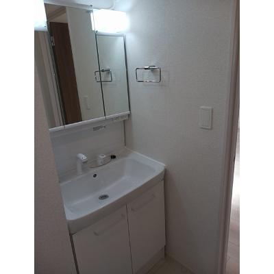 アンソレイエ高浜Ⅰ 201【管理NO：1-027633701-02010】 ★家具家電は申し込み後に搬入します 2026年08月中旬入居可能の物件写真6