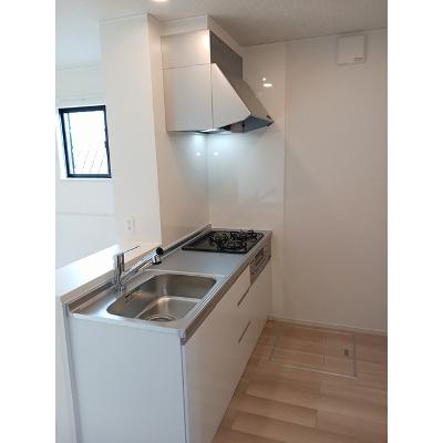 アンソレイエ高浜Ⅰ 101【管理NO：1-027633701-01010】 ★家具家電は申し込み後に搬入します★ ★2026年08月下旬入居可能★の物件写真3