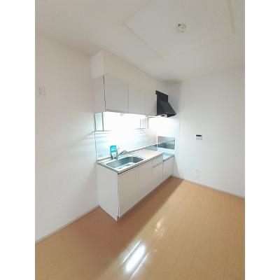 カーサプレッソ 201【管理NO：1-017481501-02010】 ★家具家電は申し込み後に搬入します★の物件写真3