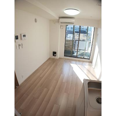 ヒカルサ京都梅津 303【管理NO：1-028295001-03030】 ★家具家電は申し込み後に搬入します★の物件写真2
