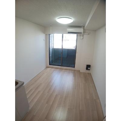 ヒカルサ京都梅津 202【管理NO：1-028295001-02020】 ★家具家電は申し込み後に搬入します★の物件写真2