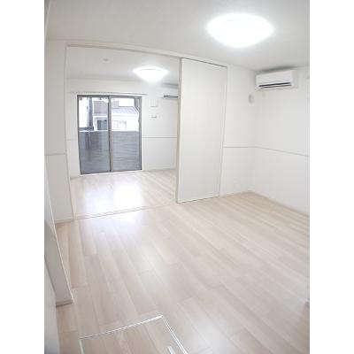 ヒカルサ京都北山栗栖Ⅰ 104【管理NO：1-028294601-01040】 ★家具家電は申し込み後に搬入します★の物件写真2