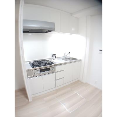 ヒカルサ京都大宮中林Ⅱ 103【管理NO：1-028262101-01030】 ★家具家電は申し込み後に搬入します★の物件写真3