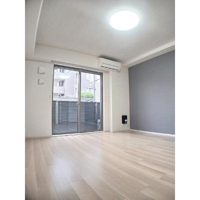 ヒカルサ京都大宮中林Ⅰ 102【管理NO：1-028261901-01020】 ★家具家電は申し込み後に搬入します★の物件写真2