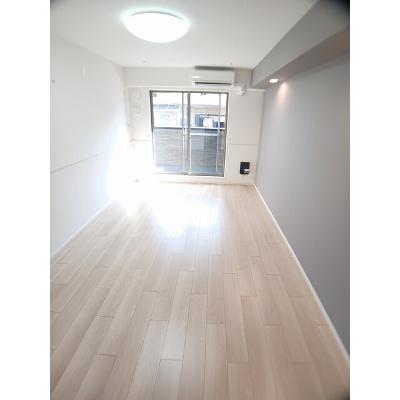 オーサム　ヴィレッジ　京都桂 203【管理NO：1-028151701-02030】 ★家具家電は申し込み後に搬入しますの物件写真2