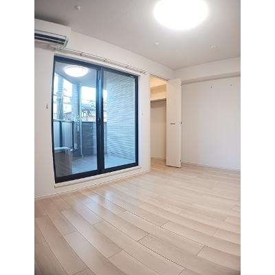 ヒカルサ京都御薗橋通 201【管理NO：1-028133801-02010】 ★家具家電は申し込み後に搬入します★の物件写真2