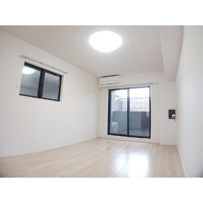 メゾンド・御領町 201【管理NO：1-027656401-02010】 ★家具家電は申し込み後に搬入します★の物件写真2