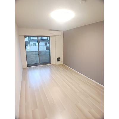 フランあおい 104【管理NO：1-027291001-01040】 ★家具家電は申し込み後に搬入します★の物件写真2