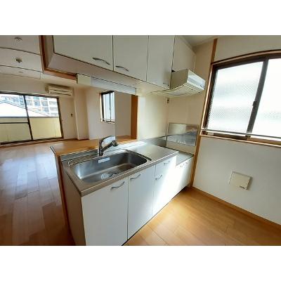 アパルトマン５０５ 405【管理NO：1-014333801-04040】 ★家具家電は申し込み後に搬入します 2026年08月上旬入居可能の物件写真3