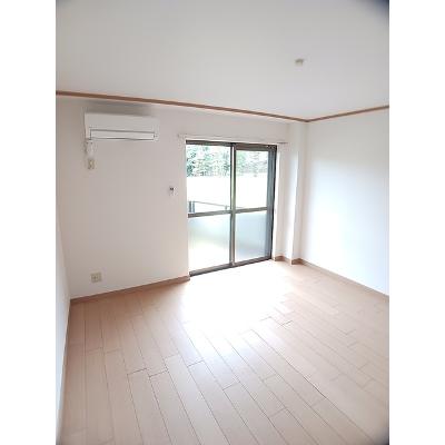 マグノーリア横田 105【管理NO：1-011487401-01050】 ★家具家電は申し込み後に搬入します★の物件写真2