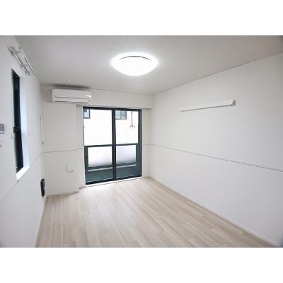リ：ルーム　伏見 102【管理NO：1-027893101-01020】 ★家具家電は申し込み後に搬入します★の物件写真2