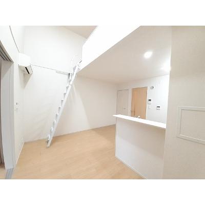プリムローズⅡ 307【管理NO：1-022448301-03060】 ★家具家電は申し込み後に搬入します 2026年07月中旬入居可能の物件写真2