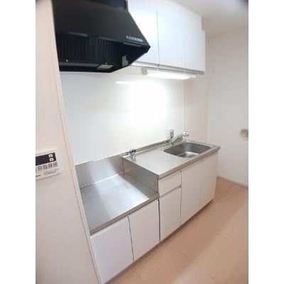 ロイヤルハピネス 204【管理NO：1-019942101-02040】 ★家具家電は申し込み後に搬入します★の物件写真3