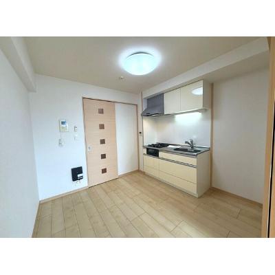 シカタ　シャンブレットⅠ 708【管理NO：1-018062001-07080】 ★家具家電は申し込み後に搬入します★の物件写真2