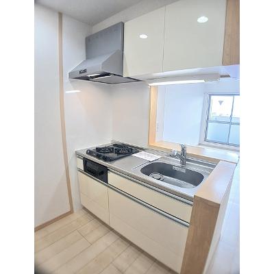 シカタ　シャンブレットⅠ 706【管理NO：1-018062001-07060】 ★家具家電は申し込み後に搬入します★の物件写真3