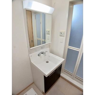 シカタ　シャンブレットⅠ 703【管理NO：1-018062001-07030】 ★家具家電は申し込み後に搬入します★の物件写真6