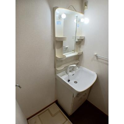 エレガンテ 203【管理NO：1-011585401-02030】 ★家具家電は申し込み後に搬入します★の物件写真6