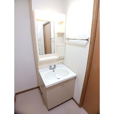 apartment 京都府久世郡久御山町佐古外屋敷１５６番地１ 

↓地図はこちらから