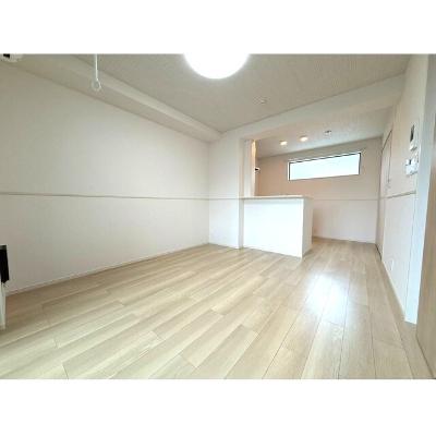 プレミール京都 202【管理NO：1-028424601-02020】 ★家具家電は申し込み後に搬入しますの物件写真2