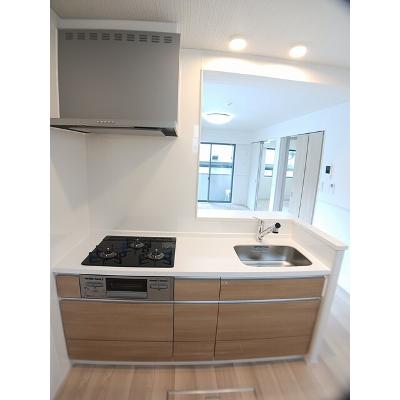 プレミール京都 101【管理NO：1-028424601-01010】 ★家具家電は申し込み後に搬入します★の物件写真3