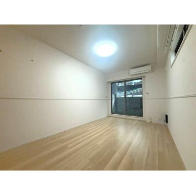 サピー日英Ⅲ 304【管理NO：1-028296101-03040】 ★家具家電は申し込み後に搬入します★の物件写真2
