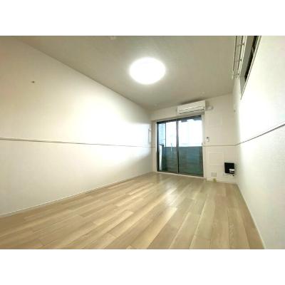サピー日英Ⅲ 103【管理NO：1-028296101-01030】 ★家具家電は申し込み後に搬入します★の物件写真2