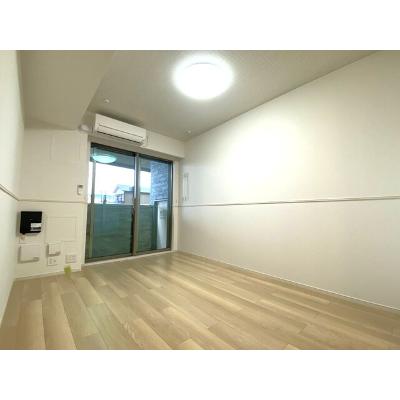 サピー日英Ⅲ 102【管理NO：1-028296101-01020】 ★家具家電は申し込み後に搬入します★の物件写真2