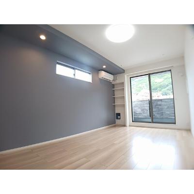 ヒカルサ京都山科大宅 301【管理NO：1-027881101-03010】 ★家具家電は申し込み後に搬入します★の物件写真2