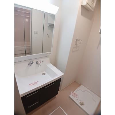 プリムローズⅡ 106【管理NO：1-022448301-01050】 ★家具家電は申し込み後に搬入しますの物件写真6