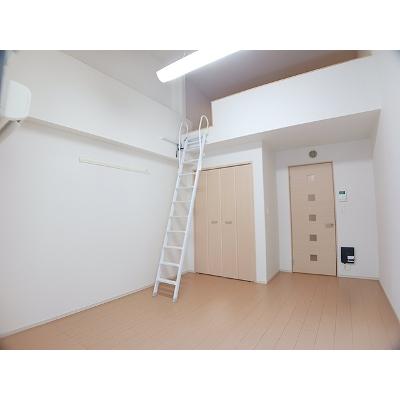 ボヌール　アヴニール　Ⅲ 303【管理NO：1-021048701-03030】 ★家具家電は申し込み後に搬入します★の物件写真2
