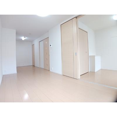 フェリーチェ　レヴァンテ 201【管理NO：1-018719801-02010】 ★家具家電は申し込み後に搬入します 2026年07月下旬入居可能の物件写真2