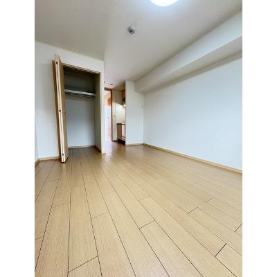 アベニュー 211【管理NO：1-015093501-02100】 ★家具家電は申し込み後に搬入しますの物件写真2