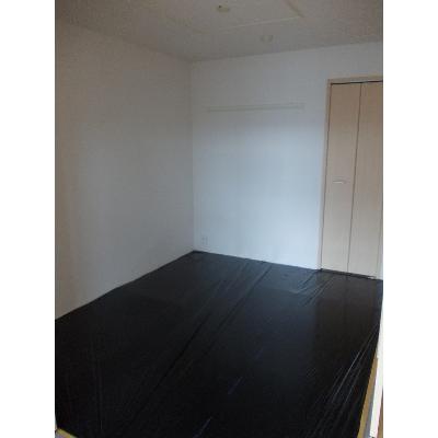 ロイヤルメドウ 305【管理NO：1-014356801-03040】 ★家具家電は申し込み後に搬入します 2026年07月中旬入居可能の物件写真2