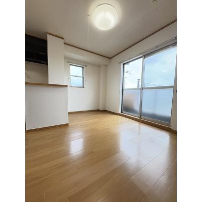 ベルブローテ 201【管理NO：1-013753901-02010】 ★家具家電は申し込み後に搬入します★の物件写真2