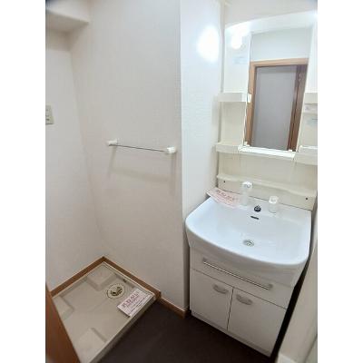 グランツェントＢ 205【管理NO：1-012404302-02040】 ★家具家電は申し込み後に搬入しますの物件写真6