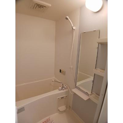 グランツェントＢ 103【管理NO：1-012404302-01030】 ★家具家電は申し込み後に搬入しますの物件写真4