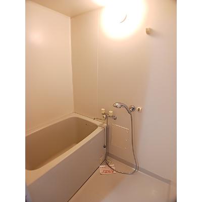 パレ　アンソレイエ 302【管理NO：1-007767701-03020】 ★家具家電は申し込み後に搬入しますの物件写真4