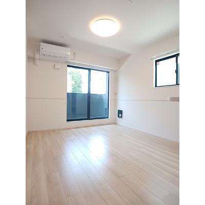 ルピナス箕面 201【管理NO：1-027651901-02010】 ★家具家電は申し込み後に搬入します★の物件写真2