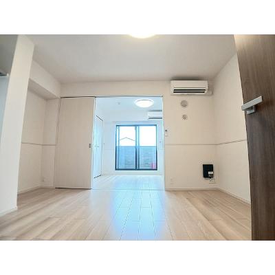 ヒカルサ尼崎神崎町 305【管理NO：1-028236601-03050】 ★家具家電は申し込み後に搬入します★の物件写真2