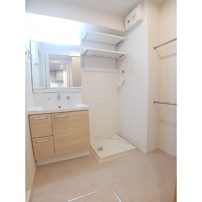 リヴァーサイド　ヴィラ 302【管理NO：1-027670301-03020】 ★家具家電は申し込み後に搬入します★の物件写真6