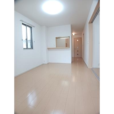 クレール宝塚 105【管理NO：1-019540701-01040】 ★家具家電は申し込み後に搬入しますの物件写真2