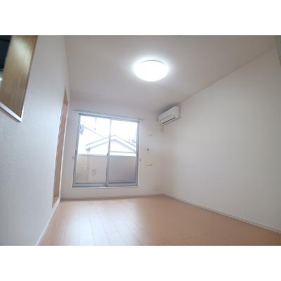 ラ・フォンテ 203【管理NO：1-018744001-02030】 ★家具家電は申し込み後に搬入します★の物件写真2