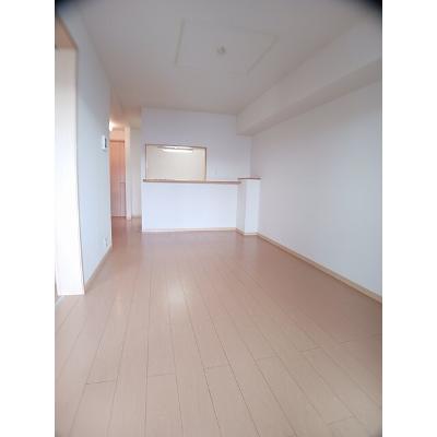 ピープルコート２号館 203【管理NO：1-015853501-02030】 ★家具家電は申し込み後に搬入しますの物件写真2