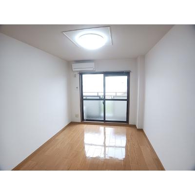 パールレジデンスⅡ 305【管理NO：1-009535801-03040】 ★家具家電は申し込み後に搬入します★の物件写真2