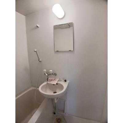 パピヨン青木 301【管理NO：1-006986201-03010】 ★家具家電は申し込み後に搬入しますの物件写真6